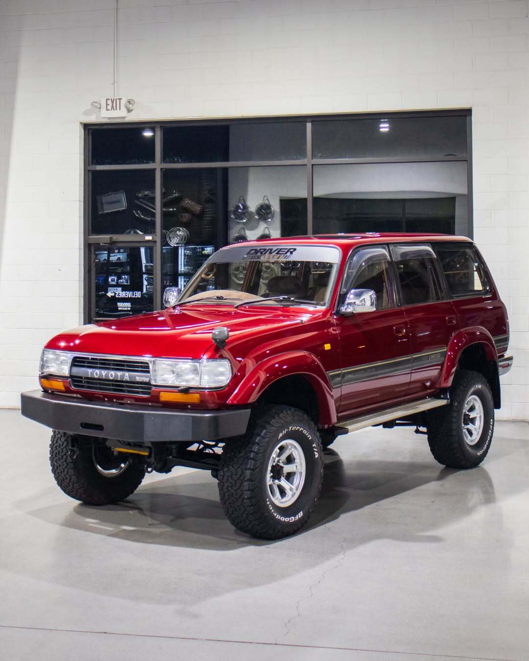 عکس | قیمت تویوتا لندکروزر توربو دیزل خیلی تمیز در آمریکا چقدر است؟