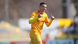 استقلال بلاخره موفق شد؛ آقای گل راهی تهران می‌شود