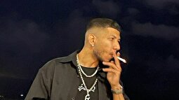 ویدئو | اشک‌های تلخ «چرسی» رپر معروف؛ از پدر سنگدل تا گذشتن از ارث برای زندان نرفتن مادر!ً