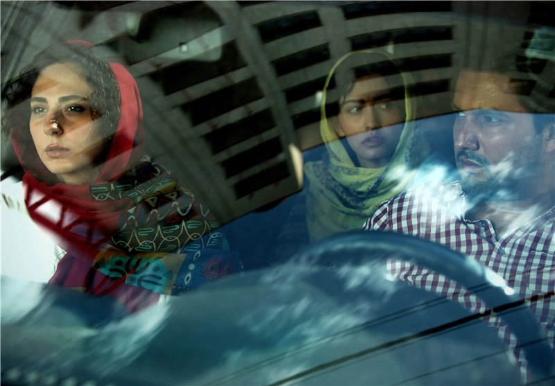 گزارشی تکاندهنده از زنانی که پیش از ازدواج مجبور به گرفتن «گواهی بکارت» شدهاند گزارشی تکاندهنده از زنانی که پیش از ازدواج مجبور به گرفتن «گواهی بکارت» شدهاند