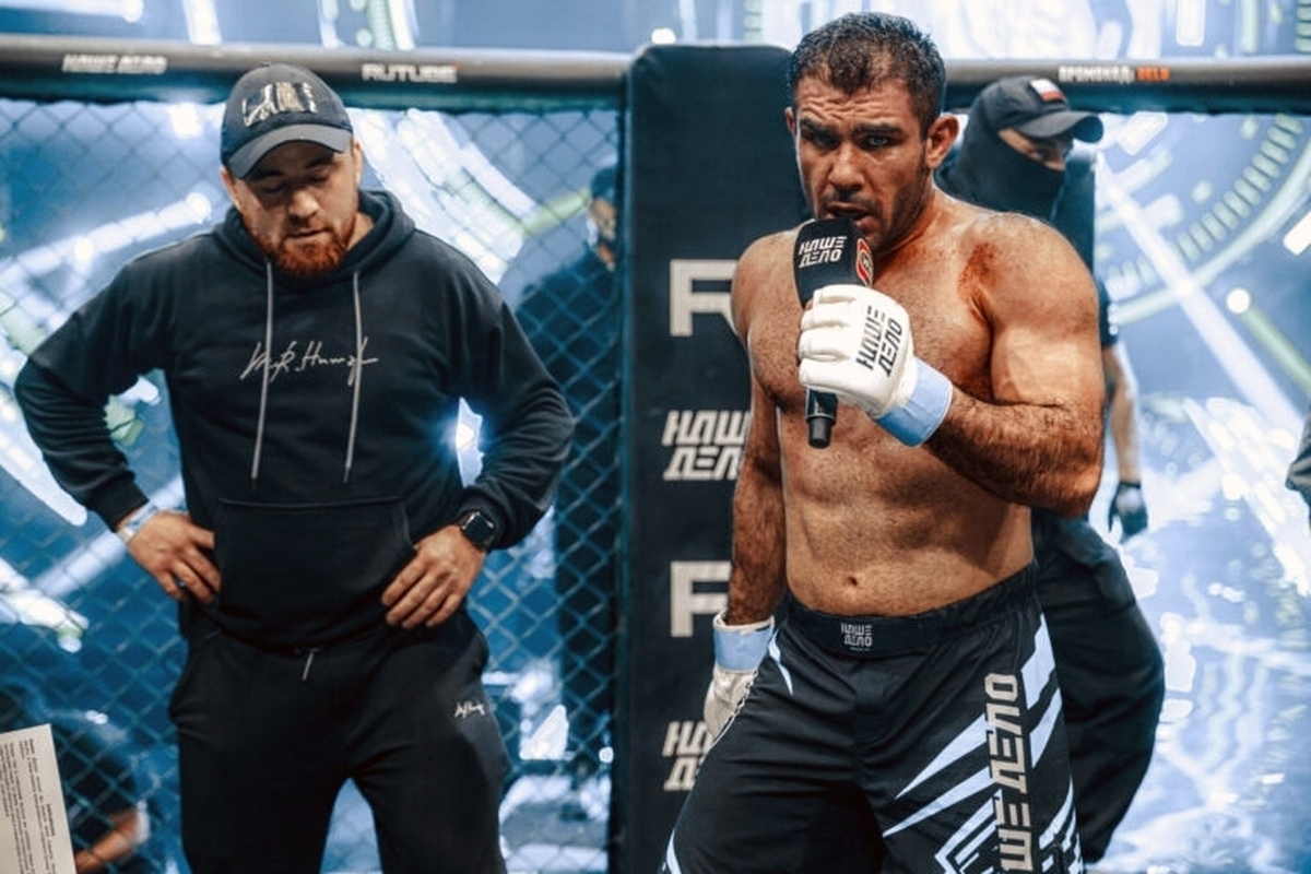 علی هیبتی فایتر ام‌ام‌ای: دوست دارم رضا گلزار رو بزنم، مهناز افشار کراشم بود