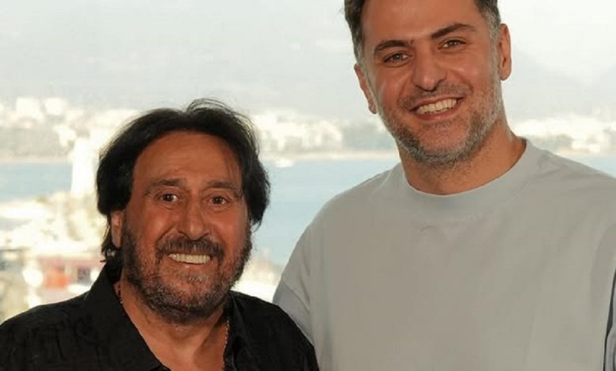 متن کامل گفتگوی شهرام شب‌پره با علی ضیا: با یک آهنگ 7 خانه در آمریکا خریدم/ ابی زن ذلیل است/ داریوش وقتی معتاد بود پدر ما را درآورد!