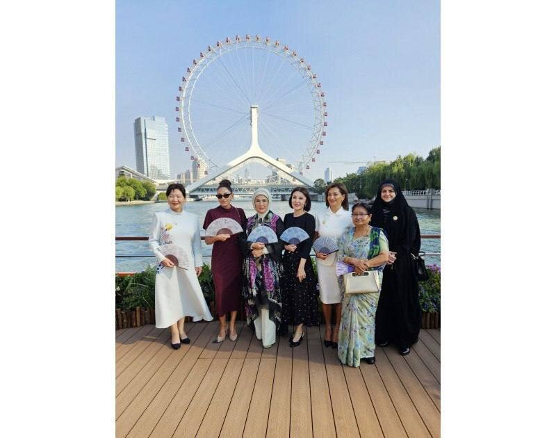 عکس خبرساز دختر پزشکیان با همسران روسای جمهور عضو شانگهای