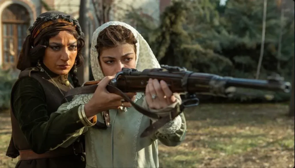 (تصاویر) ستایش دهقان؛ از بازی در «شکارگاه» و «جیران» تا شباهت به گوگوش و ریحانه پارسا