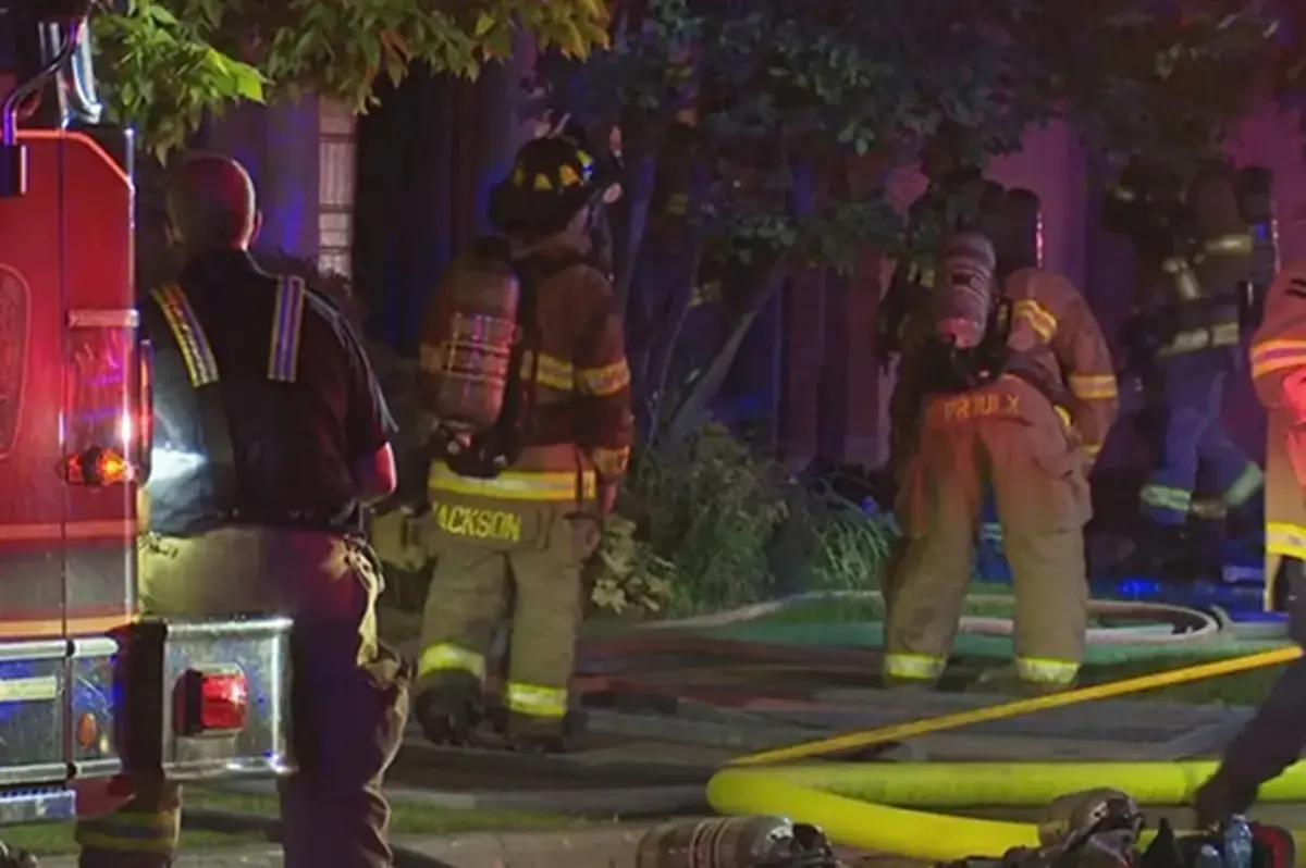 قتل ۲ عضو یک خانواده ایرانی در آتش‌سوزی عمدی تورنتوی کانادا / ۳ عضو دیگر بستری و حالشان وخیم است