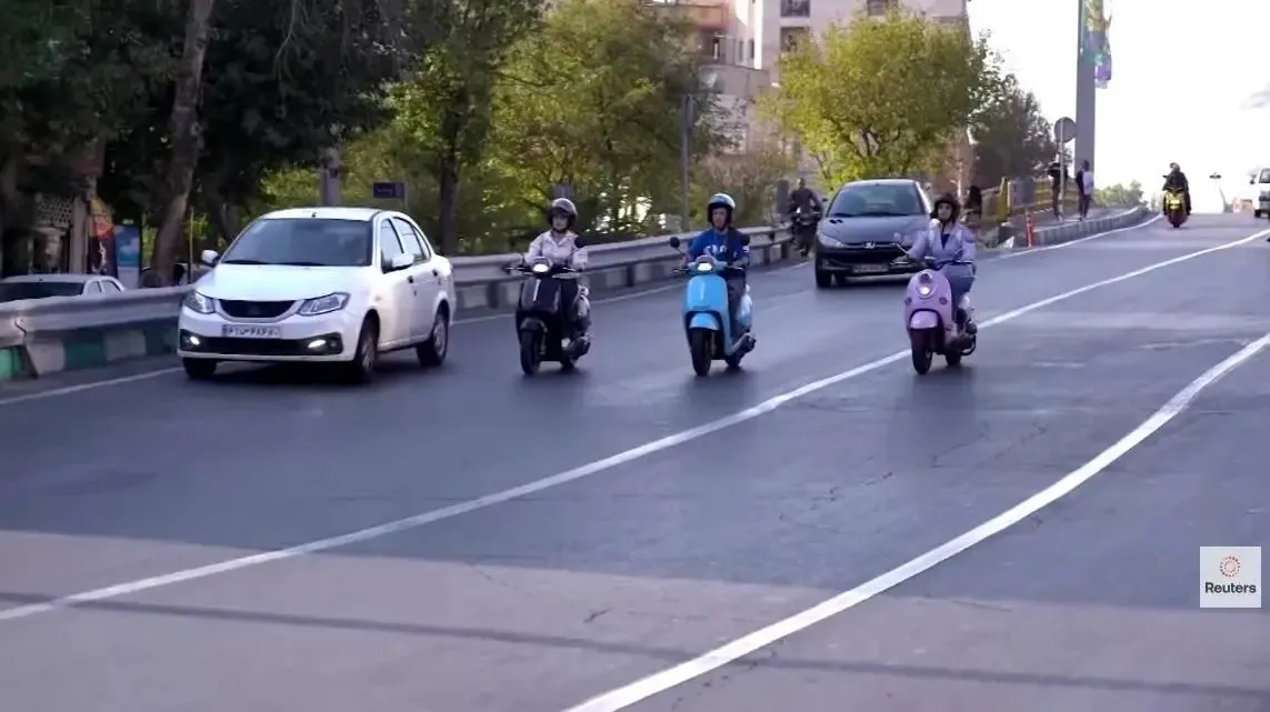 تصاویر رویترز از موتورسواری زنان در ایران