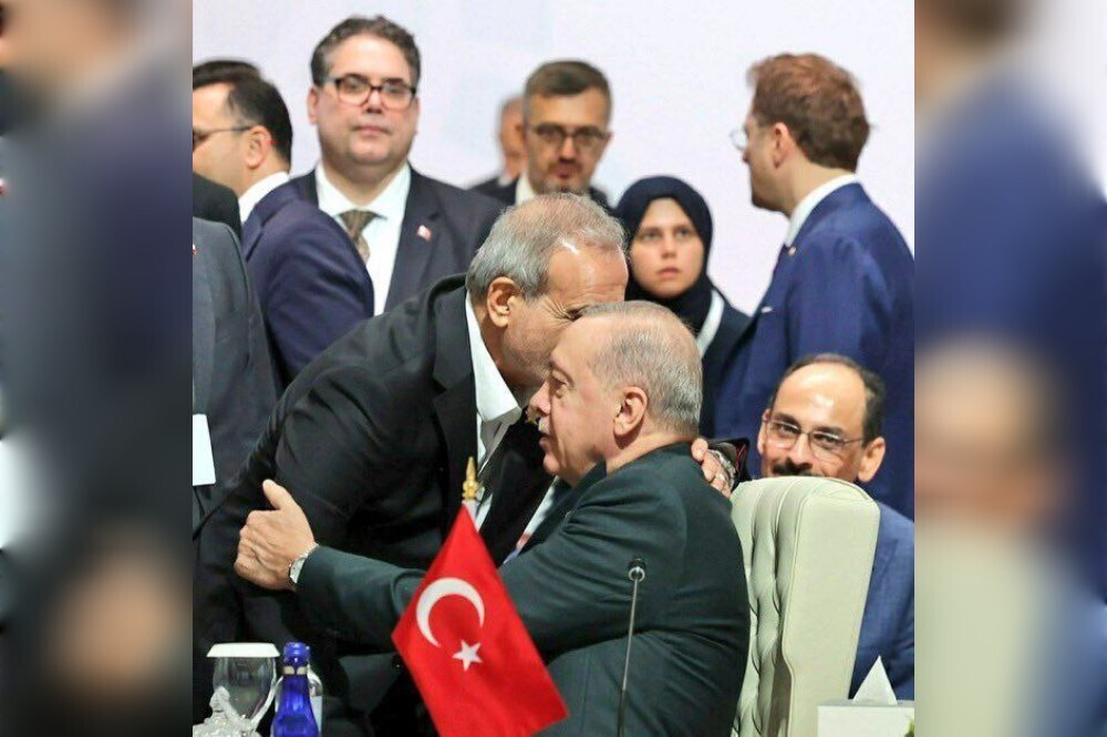 تصاویر جنجالی از دیدار پزشکیان با اردوغان در نشست دوحه