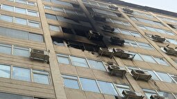 آتش سوزی که می‌توانست فاجعه‌بار باشد؛ خطر از بیخ گوش پاساژ آلومینیوم گذشت