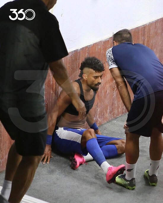 (تصاویر) وضعیت سخت رامین رضاییان بعد از بازی با ذوب‌آهن