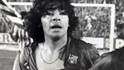 (تصاویر) جنجالی‌ترین پیراهن مارادونا حراج می‌شود