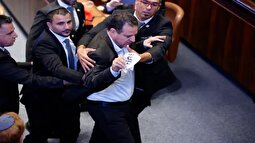 (ویدئو) اعتراض آیمن عوده و اوفر کاسيف، اعضای کنست اسرائیل به سخنان ترامپ