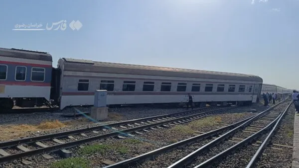 اولین تصاویر از حادثه قطار تهران مشهد