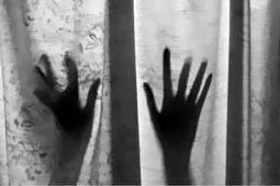 شکایت جنجالی یک دختر جوان از رپر سرشناس