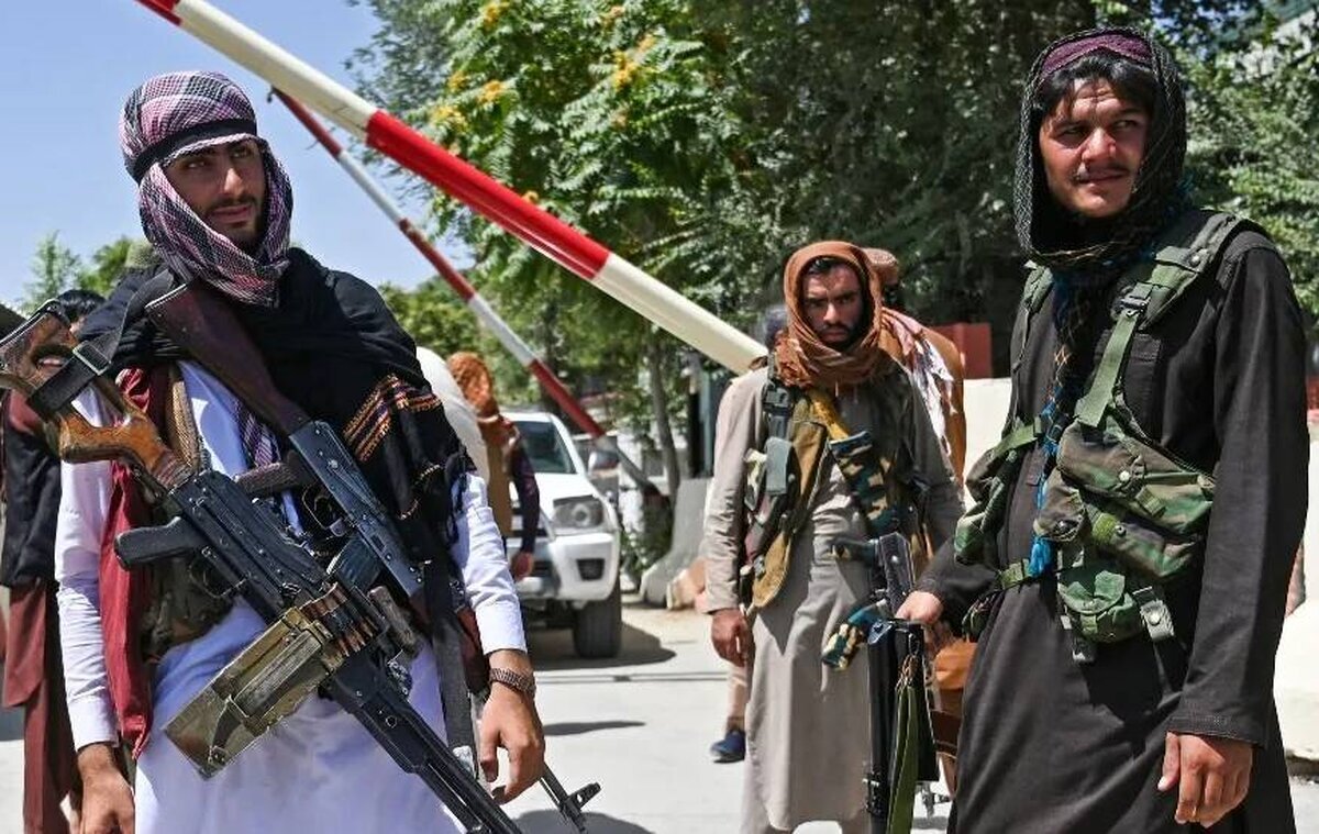 طالبان کتابهای ۹ نویسنده ایرانی مشهور را ممنوع کردند! طالبان کتابهای ۹ نویسنده ایرانی مشهور را ممنوع کردند!