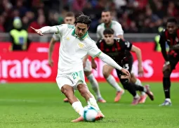 پائولو دیبالا پس از خراب شدن پنالتی برابر میلان و مصدومیتش گریه کرد!