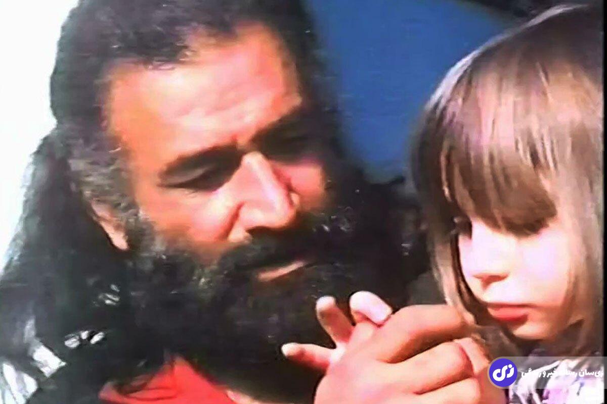 خلیل عقاب؛ پدر سیرک ایران که با دندانش یک فیل را بلند کرد و زمانی که مسترالمپیا و بدنسازی نبود قویترین مرد ایران بود خلیل عقاب؛ پدر سیرک ایران که با دندانش یک فیل را بلند کرد و زمانی که مسترالمپیا و بدنسازی نبود قویترین مرد ایران بود