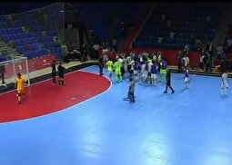 (ویدئو) تهدید به قتل و زنده به گور کردن بازیکنان تیم ملی ایران توسط گزارشگر افغان!