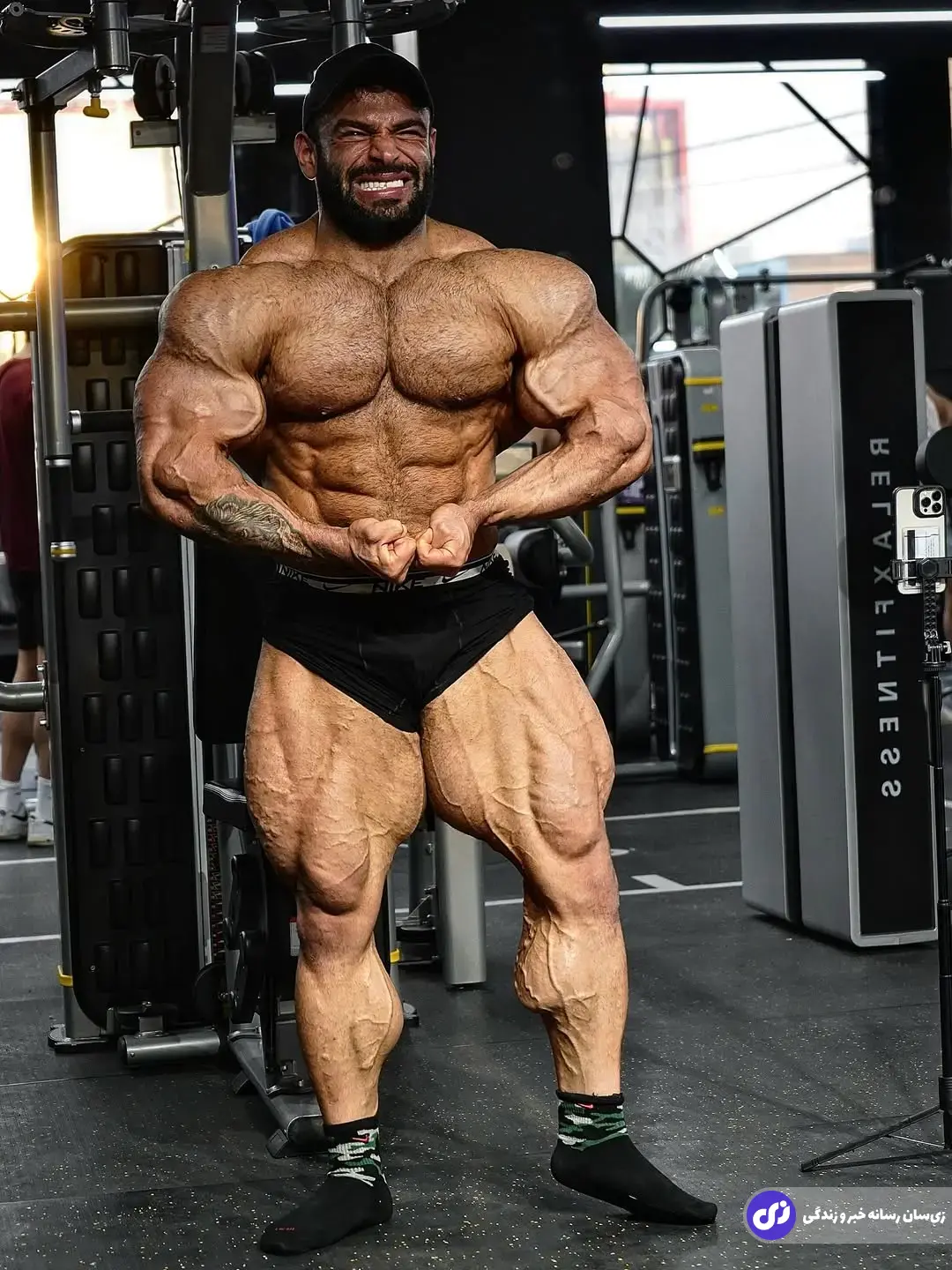 ایمان رضایی؛ بدنساز سنگینوزن لرستانی با عضلات ساق پای حجیم و معروف به «غول الیگودرز» که توانست اسکوات ۴۰۰ کیلویی را دو تکرار بزند ایمان رضایی