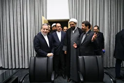 عراقچی: آمریکایی‌ها گفتند ایران دنیا را دو قسمت کرد