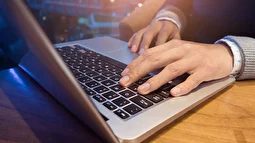 در دنیای مخفی و عجیب فروش اسپرم چه می‌گذرد؟ | تقاضای رابطه جنسی برای اهدای اسپرم رایگان!