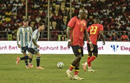 شاهکار لیونل مسی در پایتخت آنگولا و یک ورزشگاه پر از تماشاچی