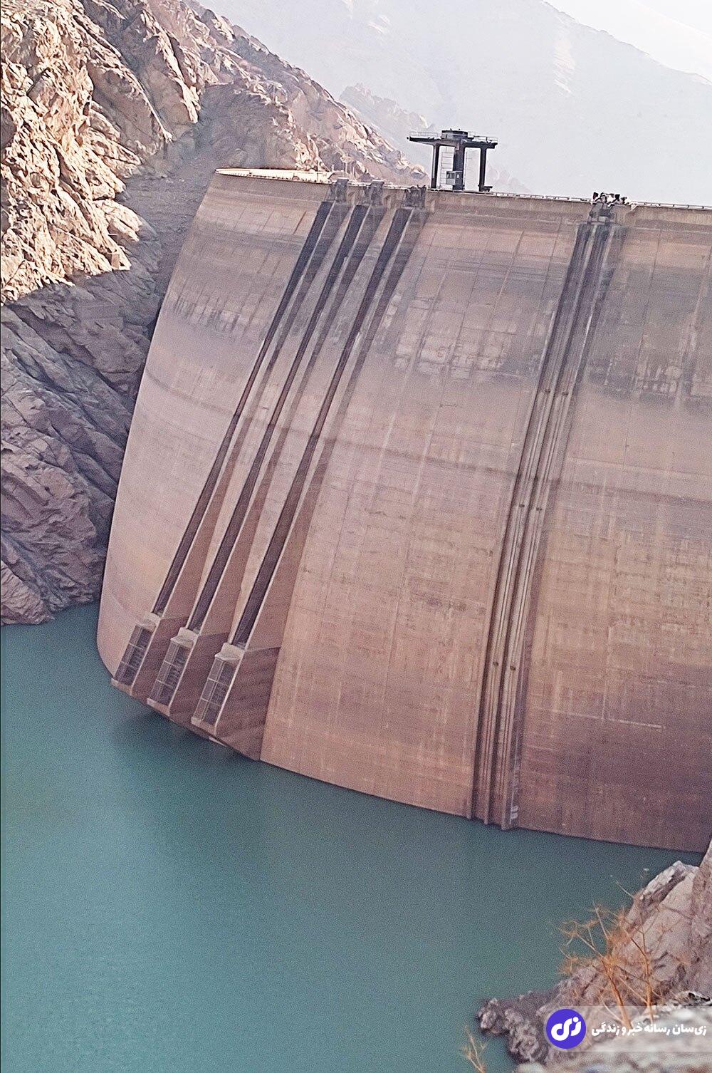 (تصاویر) وضعیت تکان دهنده سد کرج جمعه ۲۳ آبان ماه ۱۴۰۴