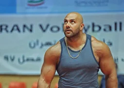 آیدین ختائی؛ بدنساز مشهور و قهرمان مردان آهنین ملقب به «راک ایران» که نقش «یل شامی» را در مختارنامه بازی کرد