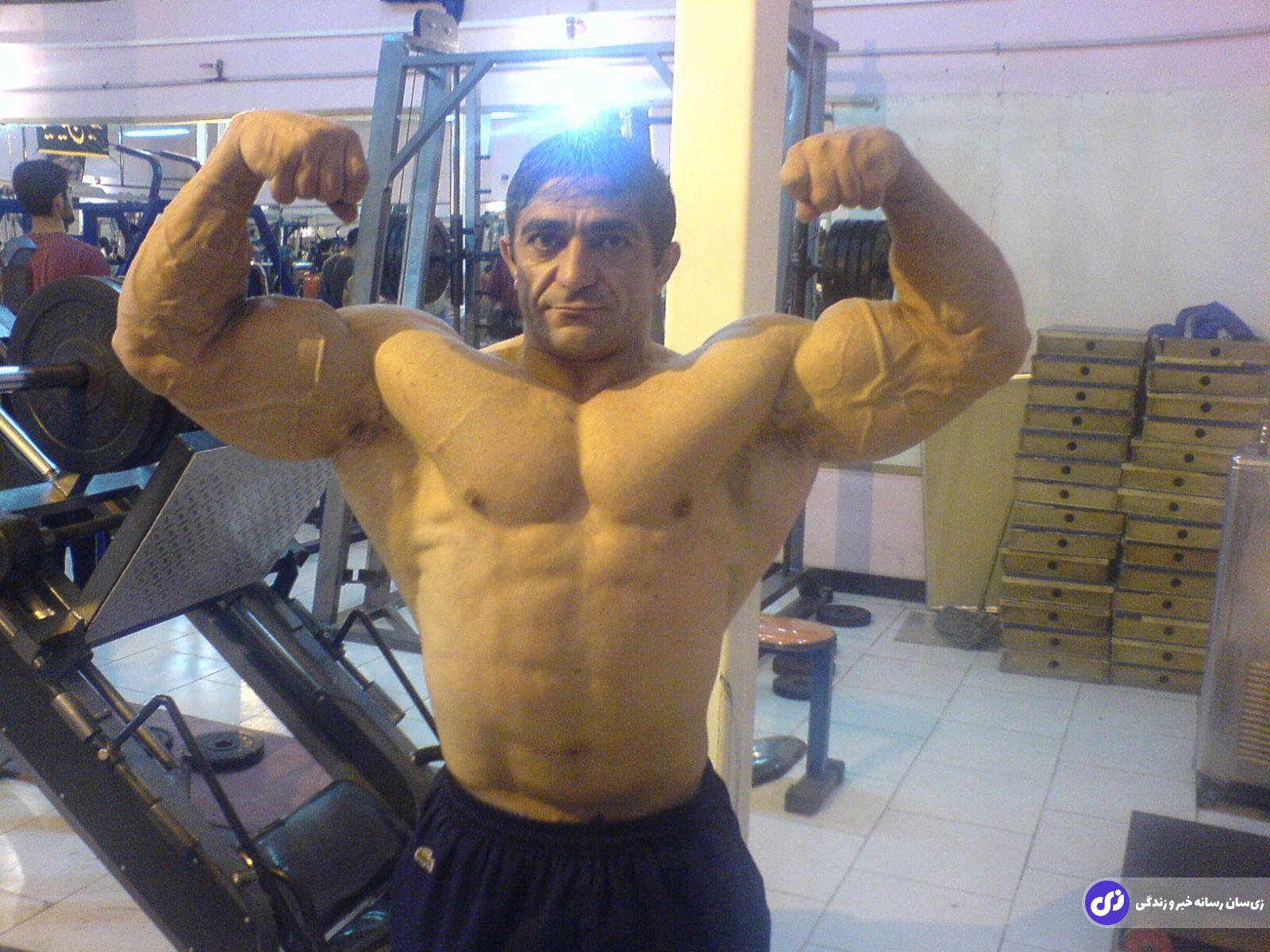 محرم پناهی؛ اسطوره بدنسازی ایران و یکی از بهترین بدنهای تاریخ بدنسازی که در سال ۲۰۱۱ قهرمان قهرمانان جهان شد محرم پناهی؛ اسطوره بدنسازی ایران و یکی از بهترین بدنهای تاریخ بدنسازی که در سال ۲۰۱۱ قهرمان قهرمانان جهان شد