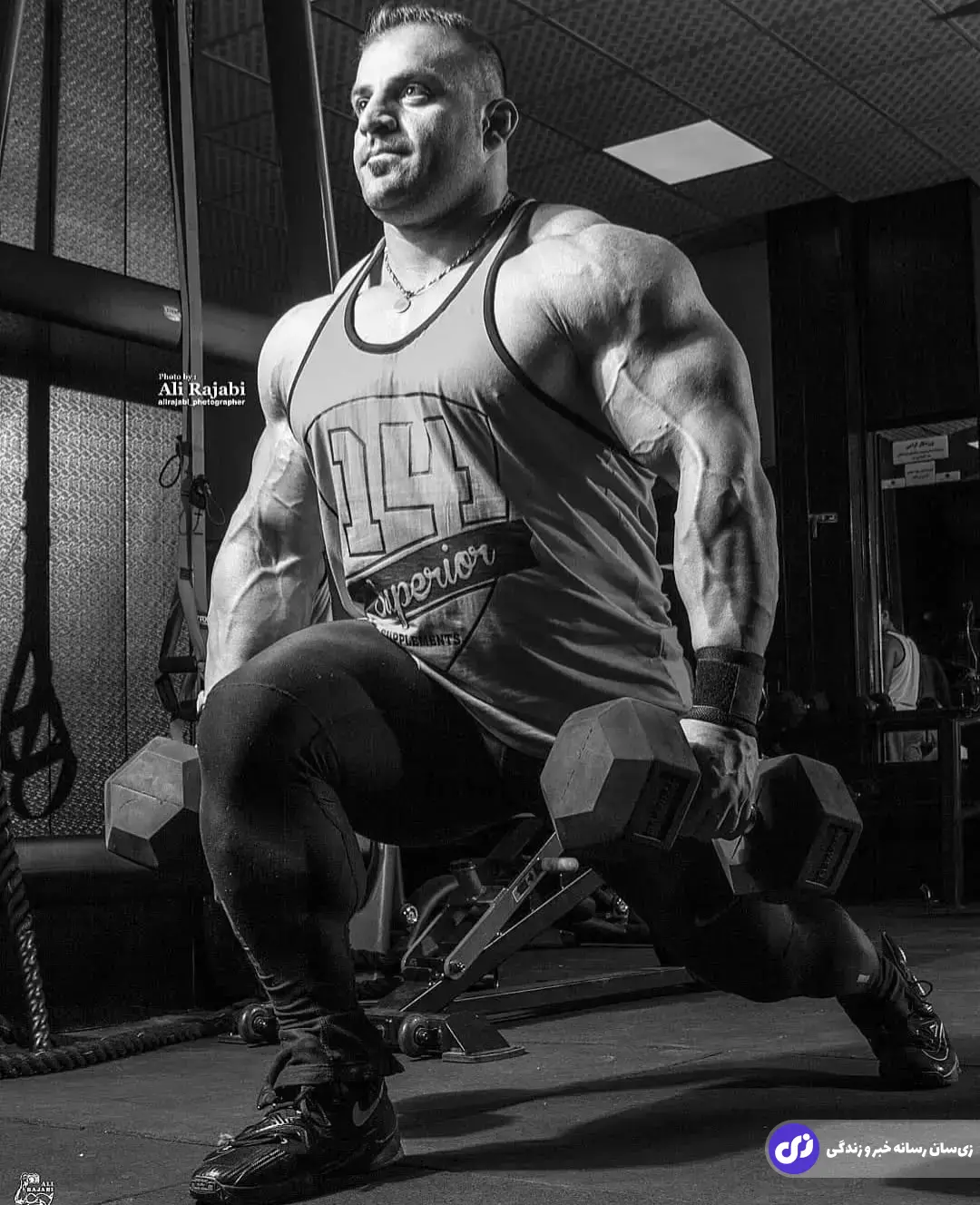 میثم کشوری؛ بدنساز لرستانی معروف به «تانک ایرانی» با بدنی در حد مسترالمپیا که رقیب هادی چوپان بود، اما اکنون در انتظار پیوند کلیه است