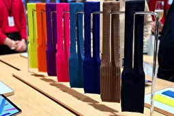 کیف جوراب گران‌قیمت آیفون کاربران عصبانی کرد