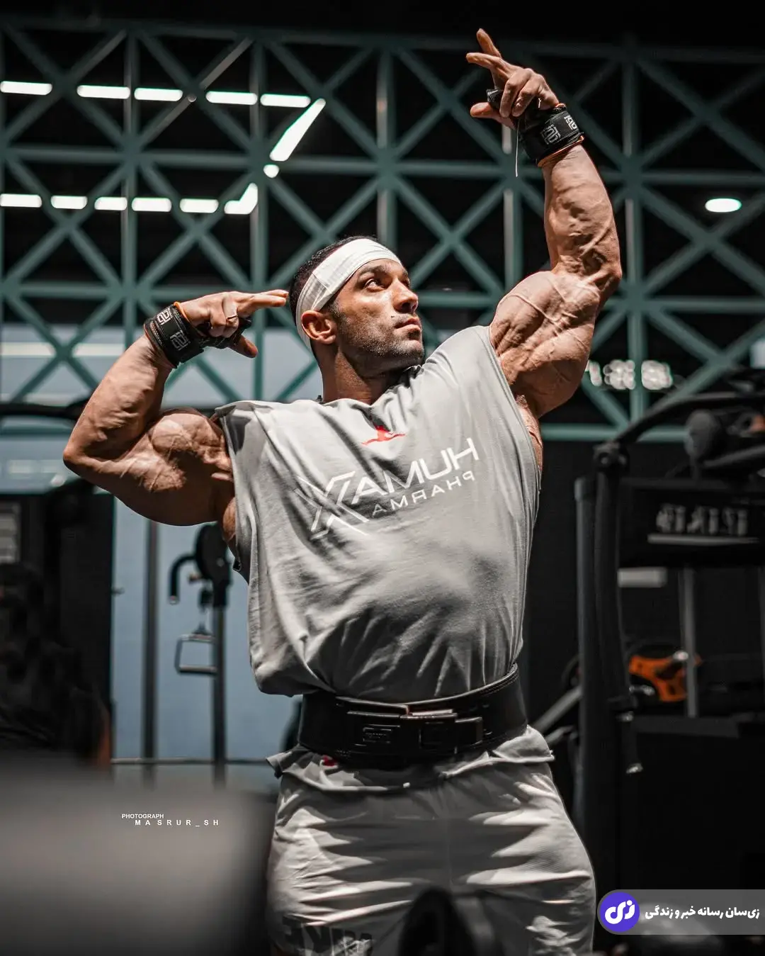 مهدی جابری؛ بدنساز ایلامی و ژنرال بیلدینگ ایران معروف به «مرد یخی» که اولین بدنساز ایرانی قهرمان دسته ۲۱۲ پوند و دارنده جواز مسترالمپیای ۲۰۲۴ است مهدی جابری