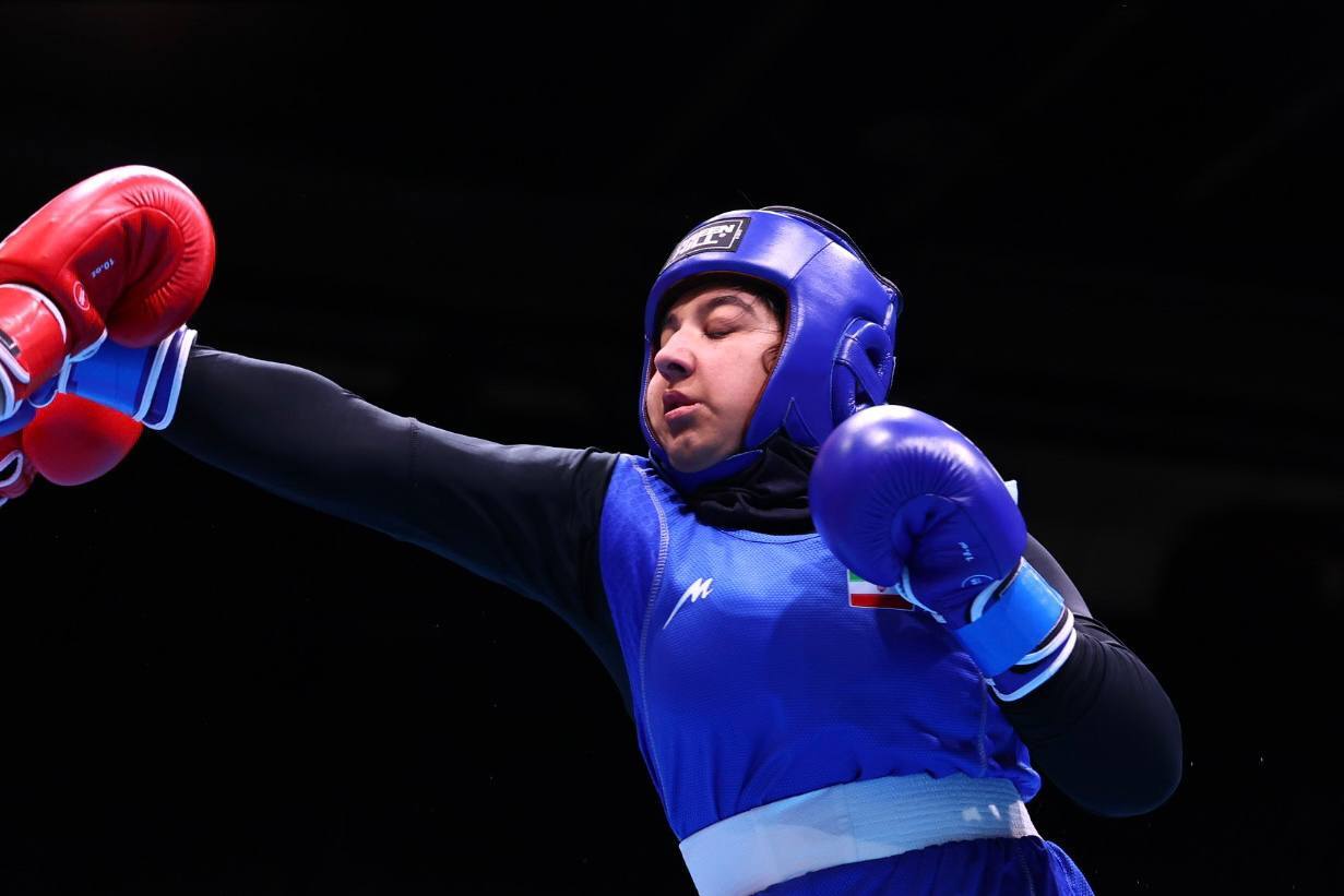 (تصاویر) اولین مدال تاریخ بوکس بانوان ایران؛ فاطمه رستگارپور کیست؟