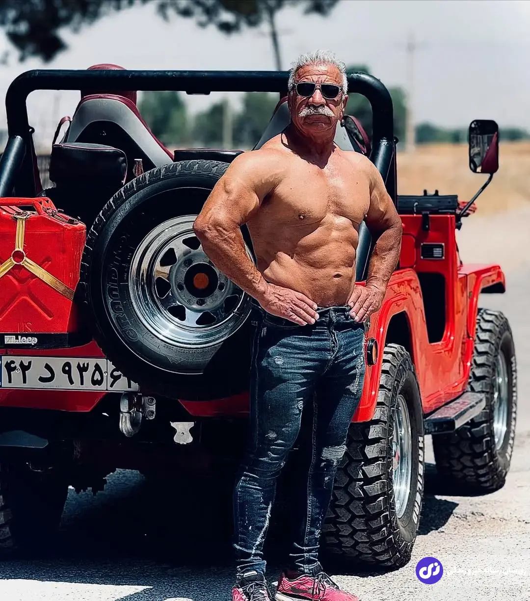 محمود زارع؛ بدنساز ایرانی ۶۶ ساله اهل استان فارس و معروف به «محمود تابلو» که ۶۰ مدال داخلی و جهانی دارد و معروفترین بدنساز پیشکسوت جهان است محمود زارع