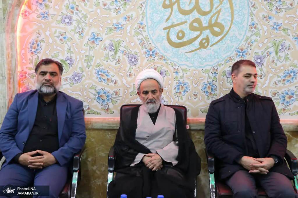 (تصاویر) کدام چهرههای سیاسی در مراسم ختم پسرِ کاظم صدیقی شرکت کردند؟ (تصاویر) کدام چهرههای سیاسی در مراسم ختم پسرِ کاظم صدیقی شرکت کردند؟