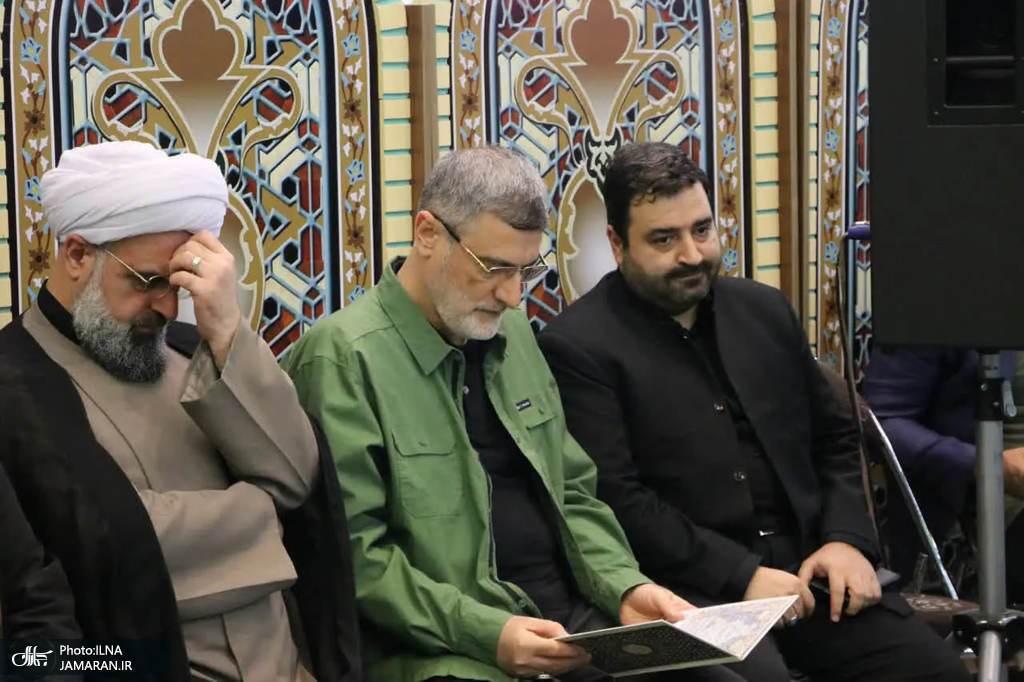 (تصاویر) کدام چهرههای سیاسی در مراسم ختم پسرِ کاظم صدیقی شرکت کردند؟ (تصاویر) کدام چهرههای سیاسی در مراسم ختم پسرِ کاظم صدیقی شرکت کردند؟