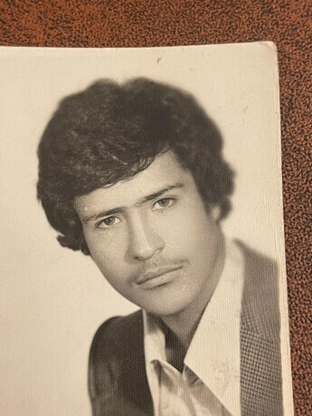 (تصاویر) مهرداد صدیقیان عزادار شد