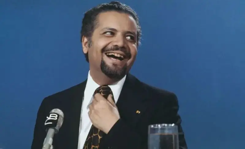 قتلی که عربستان سعودی را تکان داد؛ ترور پادشاه هنگام بوسیدن برادرزاده‌اش!