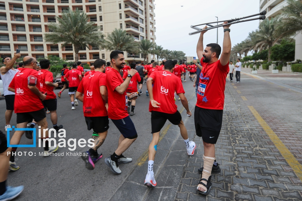 تصاویر | مسابقه بزرگ دوی ماراتن کیش؛ چرا این مسابقه جنجالی شد؟