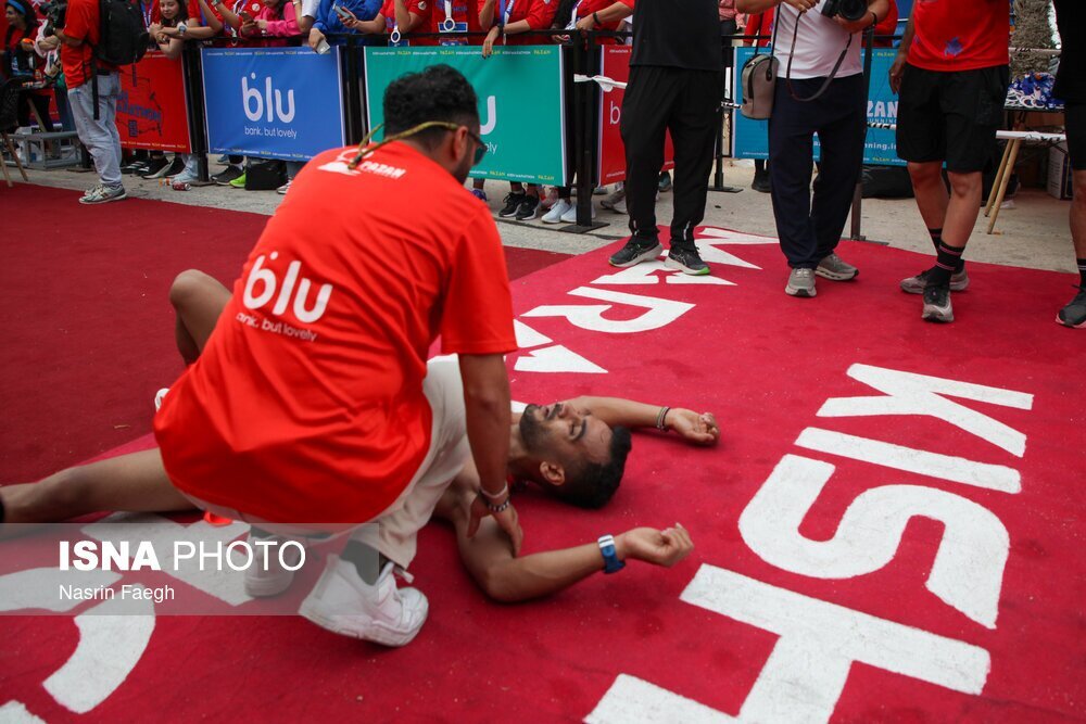 تصاویر | مسابقه بزرگ دوی ماراتن کیش؛ چرا این مسابقه جنجالی شد؟