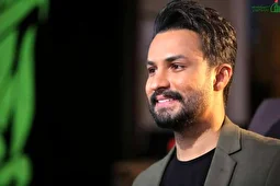 (ویدئو) اجرای نگو نگو نمیام هایده توسط مصطفی راغب