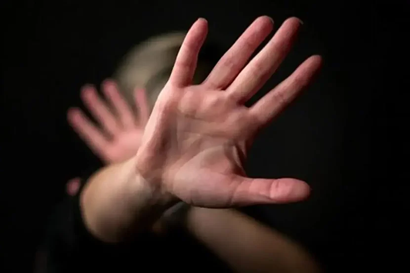 ماجرای تجاوز گروهی به دختر ۱۲ساله به مدت ۱۷ روز توسط سه مرد جوان!