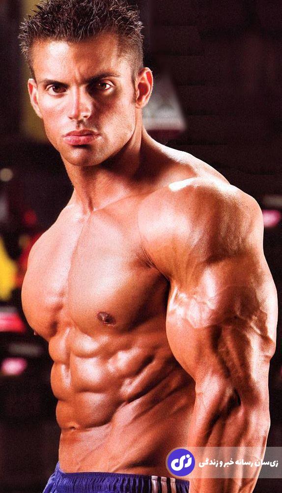 کریستوفر رضا جلالی؛ مشهورترین بدنساز، مدل و بازیگر دورگه ایرانی آمریکایی که بدنی شبیه سیلوستر استالونه در فیلم رمبو داشت و در ۳۲ سالگی درگذشت