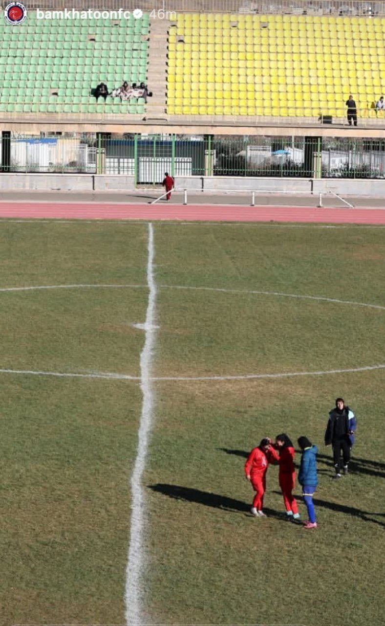 چند تصویر باورنکردنی که از فوتبال زنان در ایران لو رفت!