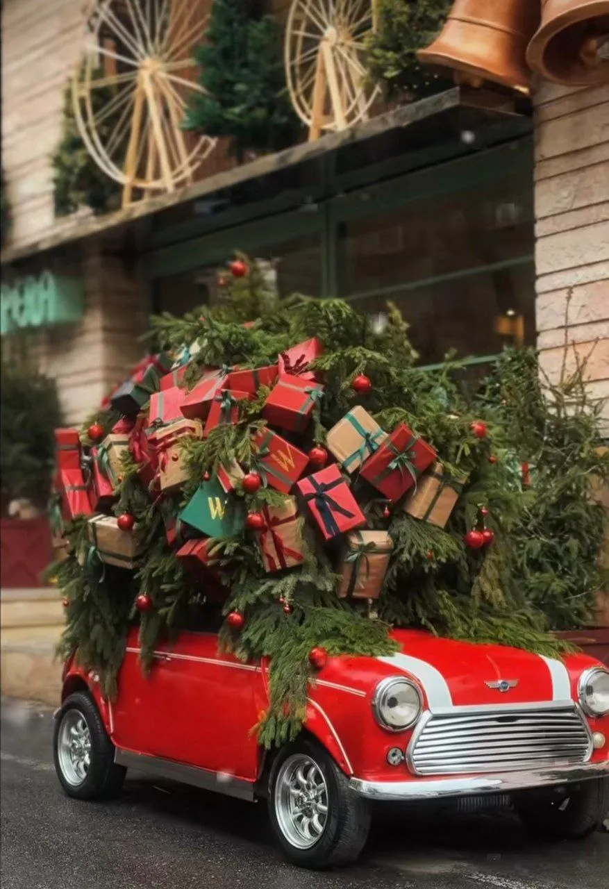 کافه کریسمسی در تهران که این روزها حسابی شلوع شده است کافه کریسمسی