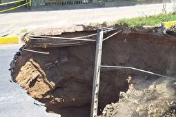 زمین زیر پای کرج در حال فرو رفتن است