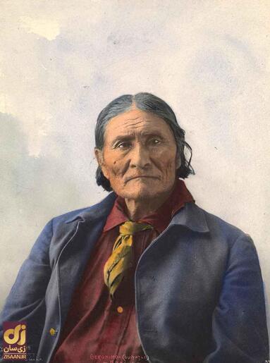 
جرونیمو آپاچی ۱۸۹۸. عکس از F.A.Rinehart. اوماها، نبراسکا