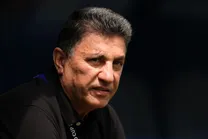 واکنش قلعه‌‌نویی به تصویر ساعتش: اگر من زنجیر طلا می انداختم و یقه پیراهنم را باز می گذاشتم آدم خوبی بودم
