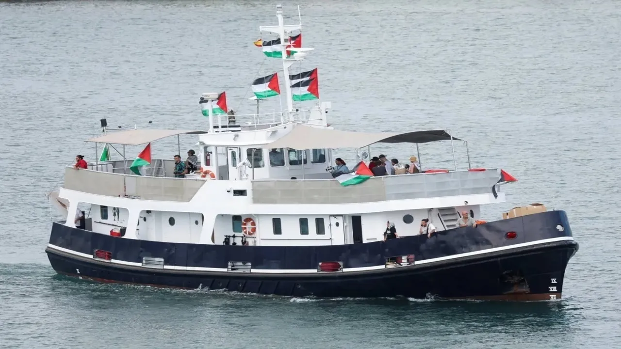 نزدیک شدن ناوگان صمود به منطقه خطر