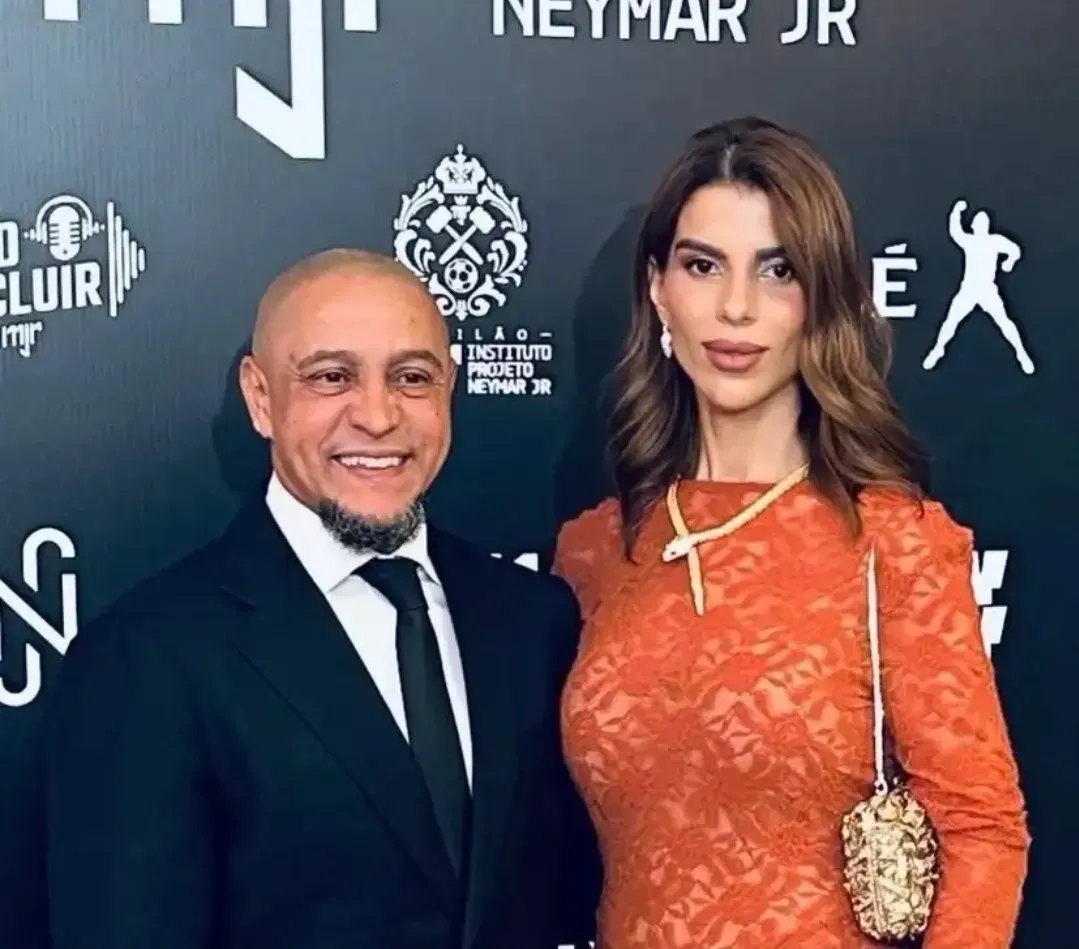 روبرتو کارلوس روبرتو کارلوس