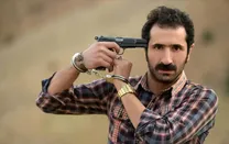 (ویدئو) خاطره عجیب ایمان صفا از تنبیه معلم مدرسه‌اش